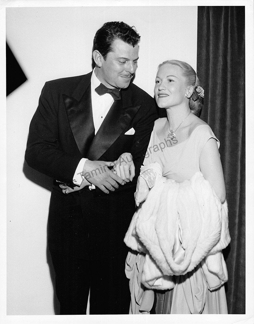 Kirsten, Dorothy - Large Lot of Unsigned Photographs - Tamino