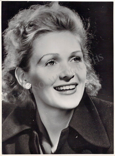 Schwarzkopf, Elisabeth - Lot of 25 Vintage Photographs