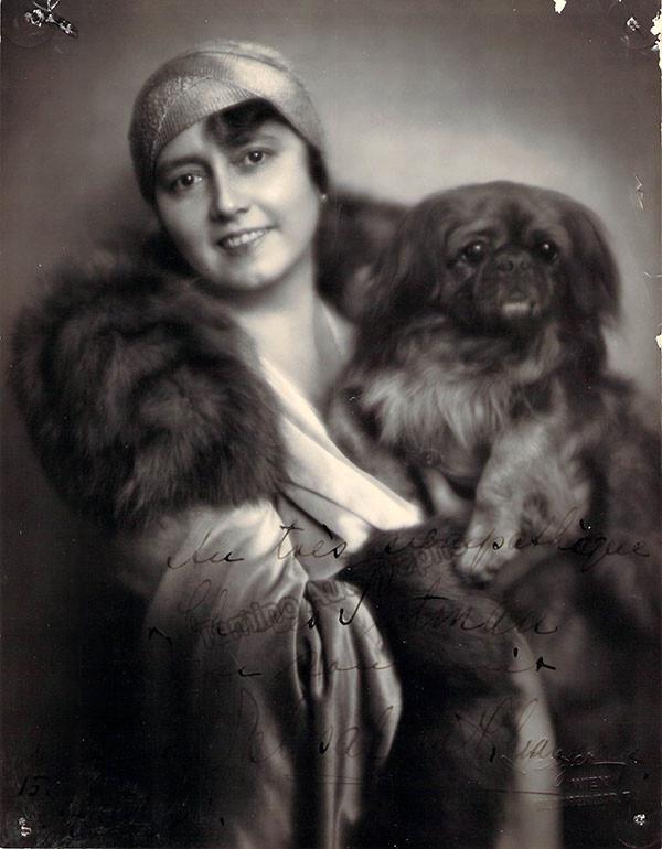 Schumann, Elisabeth - Signed Photo 1930