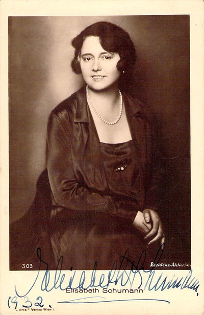 Schumann, Elisabeth - Signed Photo Postcard 1932