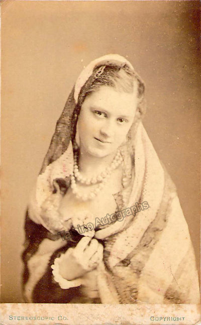 Juchs, Emma - Vintage Photograph