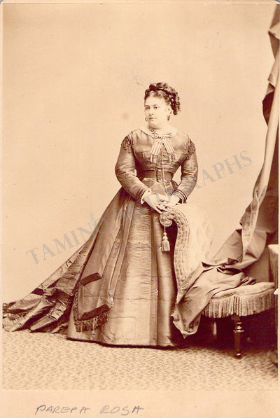 Cabinet Photo in role 2