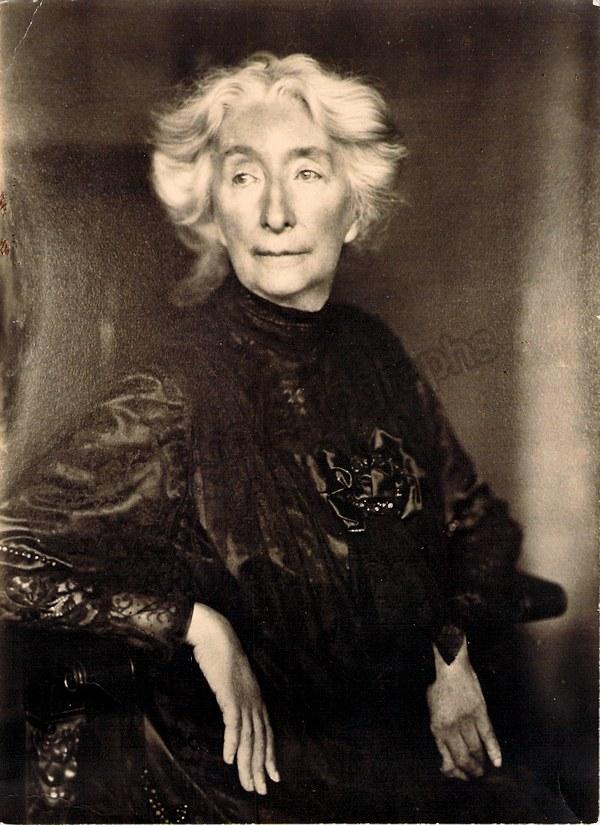 Wagner, Eva - Signature on Photo of Cosima Wagner 1937