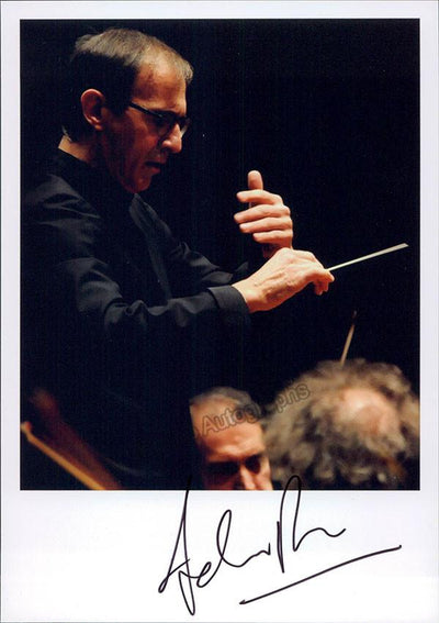 Pido, Evelino - Signed Photo in Performance