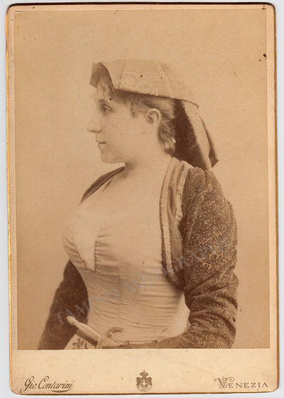 Toresella, Fanny - Large Signed Photo in Role 1892