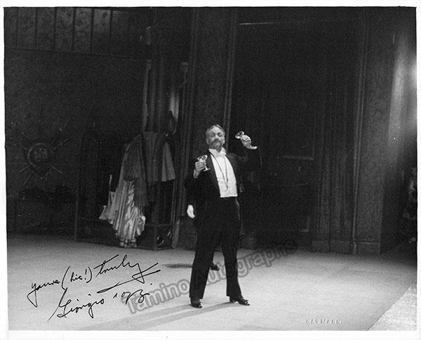 Tozzi, Giorgio - Signed Photograph in Vanessa, World Premiere 1958