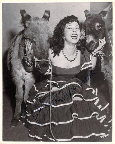 Simionato, Giulietta - Signed Photograph in Carmen