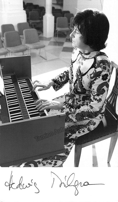 Bilgram, Hedwig - Signed Card & Photograph