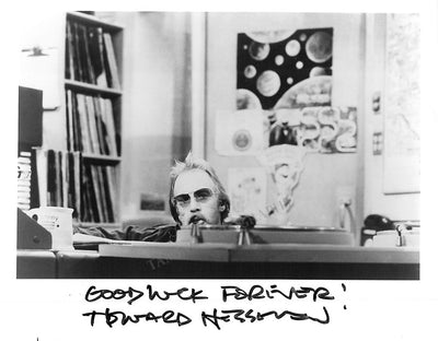 Hesseman, Howard - Signed Photograph as "Dr. Johnny Fever"