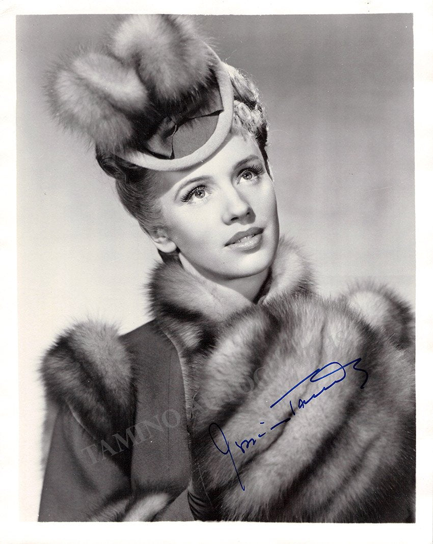 Tandy, Jessica - Signed Photo