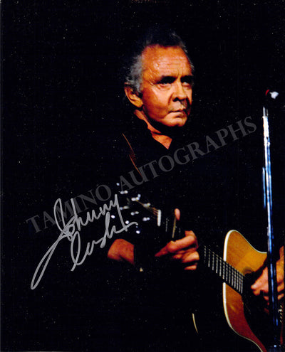 Cash, Johnny  - Signed Photograph