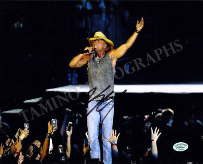 Chesney, Kenny - Signed Photograph
