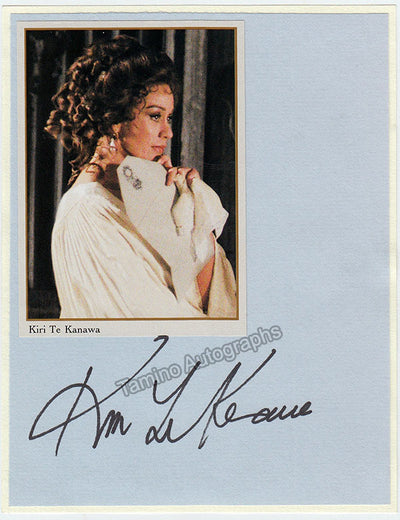 Te Kanawa, Kiri - Signature Cut with Photo in Role
