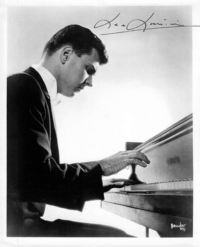 Luvisi, Lee - Signed Photograph