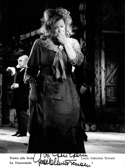 Valentini-Terrani, Lucia - Signed Photograph in Cenerentola