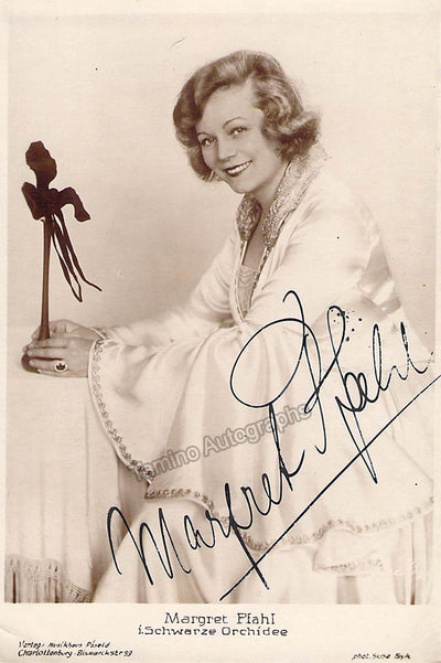 PFAHL, Margret (Various Autographs)