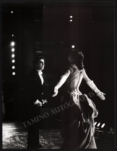 Maria Callas in La Traviata (3)