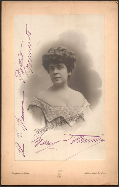 D'Arneiro, Maria - Signed Photograph