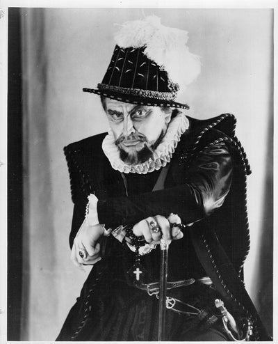 Metropolitan Opera - Lot of 22 Unsigned Photographs