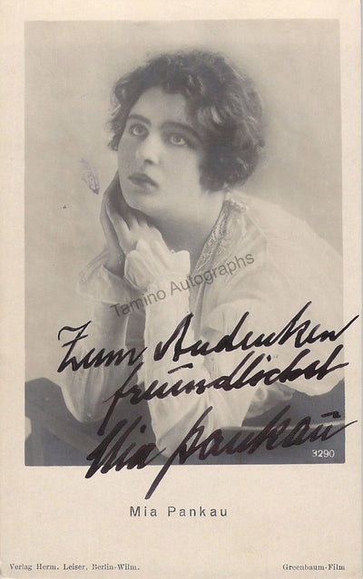 Pankau, Mia - Signed Photograph