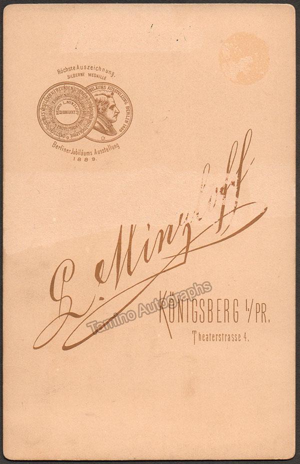 Hauk, Minnie - Signed Cabinet Photo as Carmen 1893 - Tamino