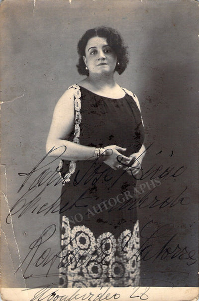 Satorres, Rafaela - Signed Photograph