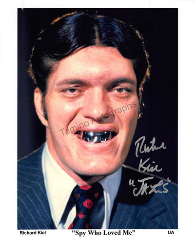 Kiel, Richard - Signed Photograph in "The Spy who Loved me"