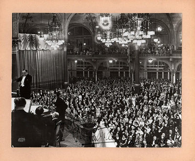 Tauber, Richard - Large Signed Photo in Concert 1935
