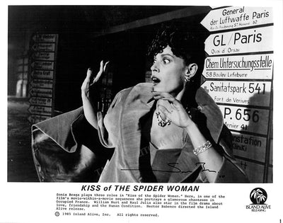 Braga, Sonia - Signed Photograph in "Kiss of the Spider Woman"