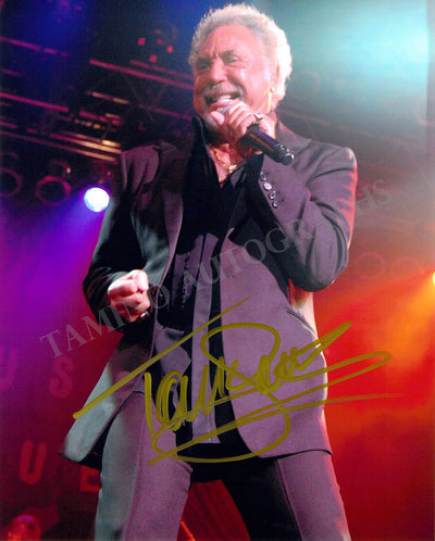 Jones, Tom - Signed Photograph