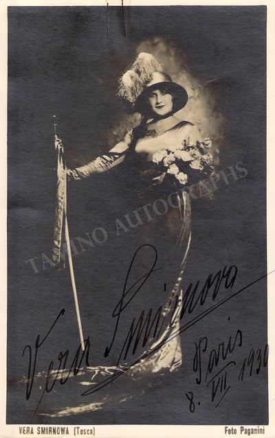 Smirnova, Vera - Signed Photograph as Tosca 1936