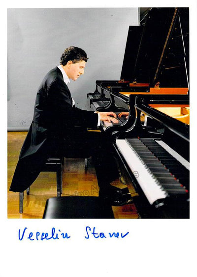 Stanev, Vesselin - Signed Photo