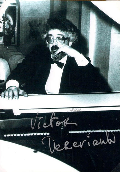 Derevianko, Victor - Signed Photograph