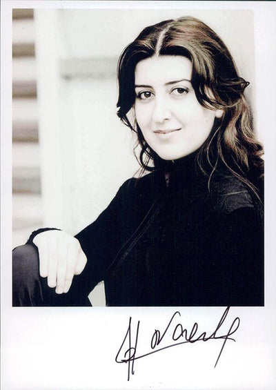 Arghamanyan, Nareh - Signed Photo