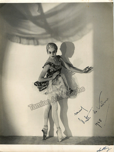 De Valois, Ninette - Signed Photo in Performance 1938