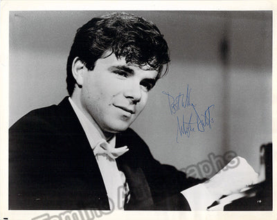 Dichter, Misha - Signed Photo