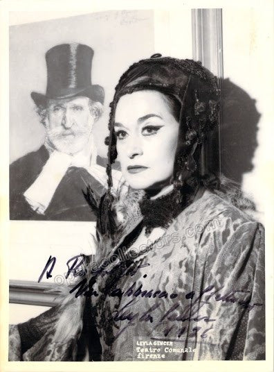 Gencer, Leyla - Signed photo as Lady MacBeth