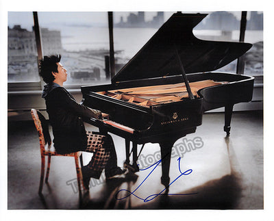 Lang, Lang - Signed photo in performance