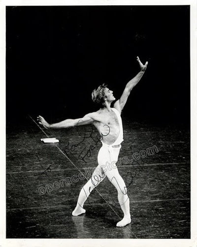 Martins, Peter - Signed photo in performance