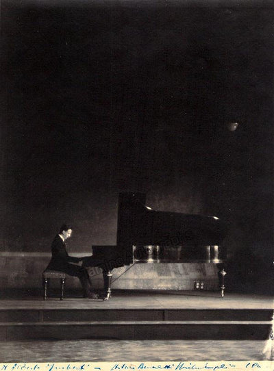 Benedetti Michelangeli, Arturo - Signed Photo in Performance
