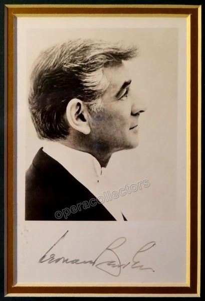 Bernstein, Leonard - Signed Photo and Inaugural Program NY Philharmonic Hall 1962 - Tamino
