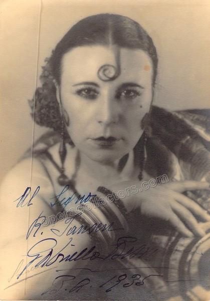 Besanzoni, Gabriella - Signed Photo as Carmen - Tamino