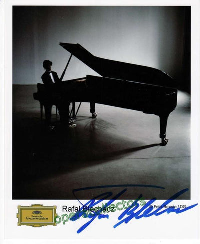 Blechacz, Rafal - Signed photo on piano