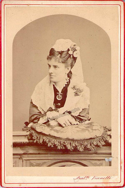 Boris, Giuseppina - Cabinet photo