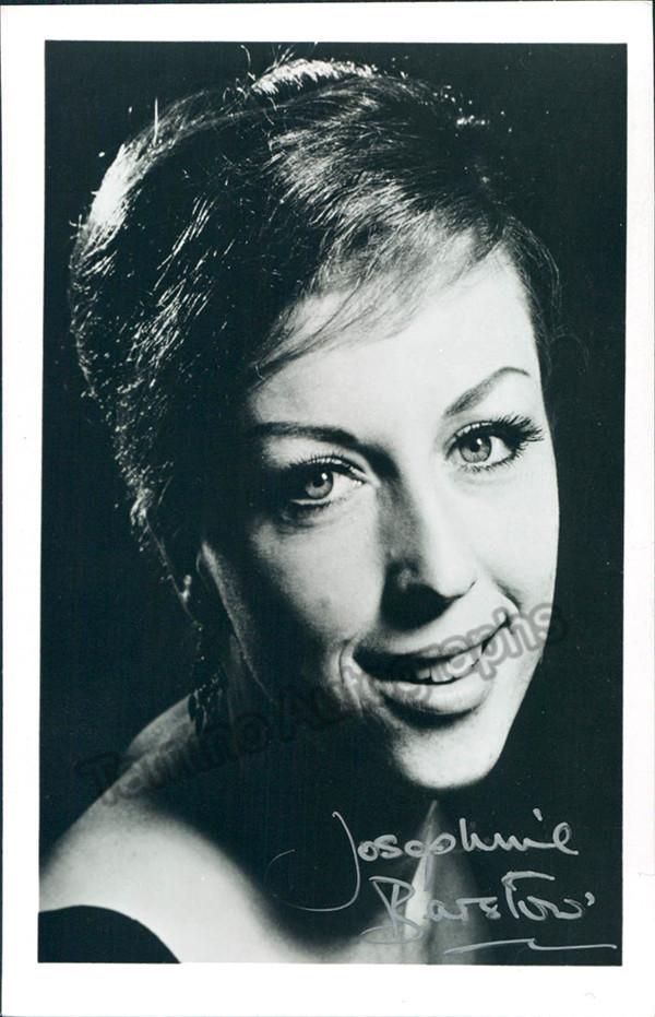 BOROWSKA, Joanna - Signed Photo | Genuine Signed – Tamino