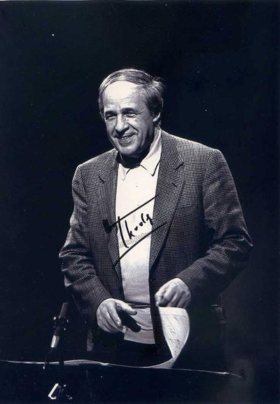 Boulez, Pierre - Signed Photo at the Podium