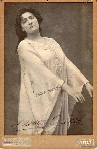 Breval, Lucienne - Signed Cabinet Photo as Lady Macbeth