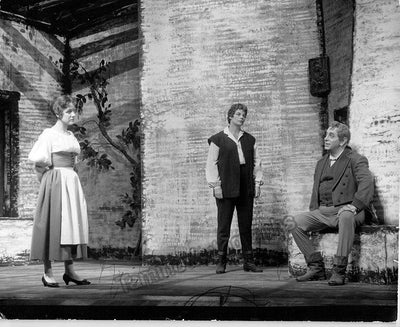 Brouwenstijn, Gre - Signed Photo in Fidelio