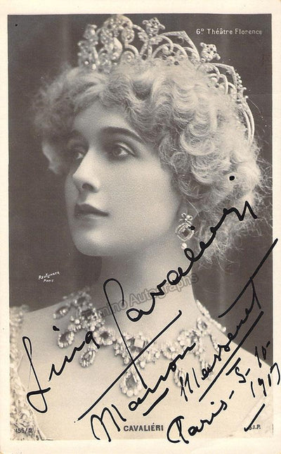 Cavalieri, Lina - Signed Photo Postcard as Manon 1917