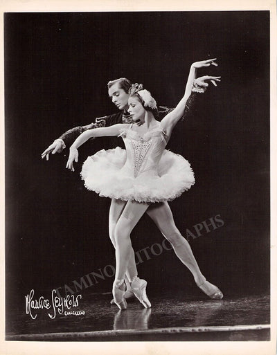 Chauvire, Yvette - Lot of Unsigned Photos